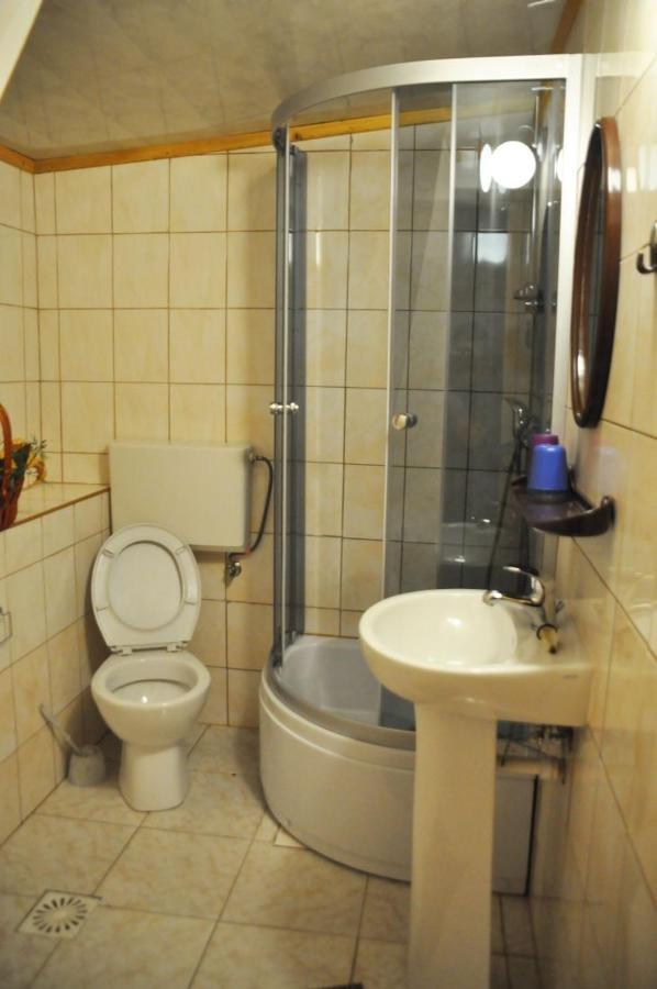 Appartement Dom Wczasowy Dwa Swiaty à Bukowina Tatrzańska Extérieur photo