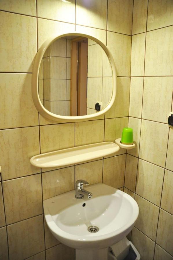 Appartement Dom Wczasowy Dwa Swiaty à Bukowina Tatrzańska Extérieur photo